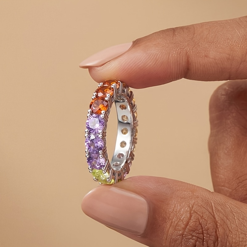 Women's Vintage-Style Full-Circle Ring, Exquisite Elegant Design